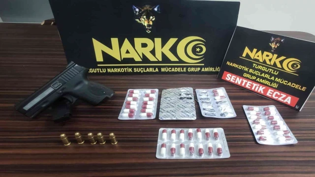 Şüphe üzerine durduruldu, 62 adet uyuşturucu hap çıktı