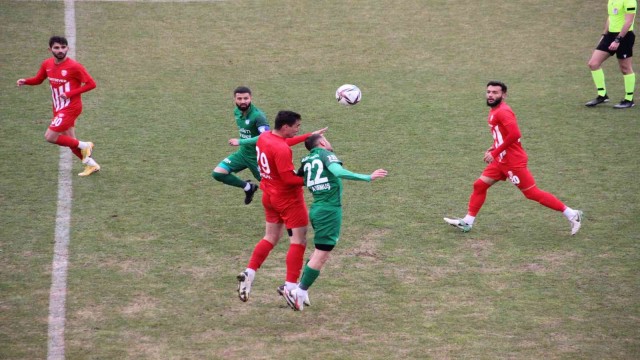 TFF 3. Lig: Karaman Belediyespor: 0 - Arnavutköy Belediyesi Gençlikspor:1