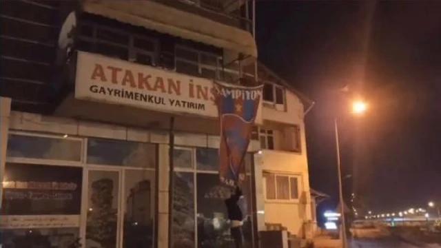 Trabzonspor bayraklarını indiren 4 kişi spor müsabakalarından menedildi