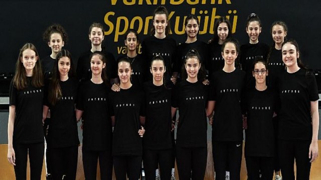 Tüm yaş gruplarında tek şampiyon VakıfBank