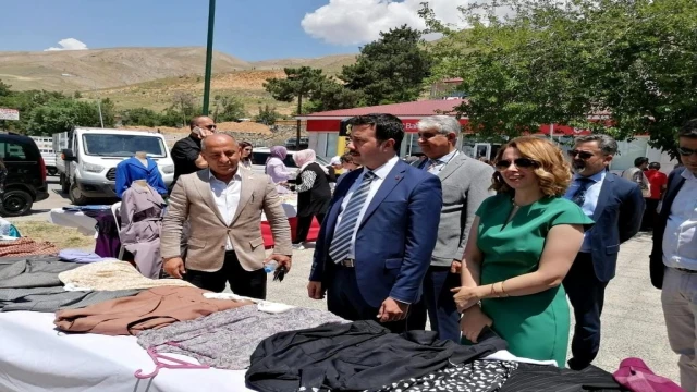 Tunceli’de Halk Eğitim Merkezi sergisi açıldı