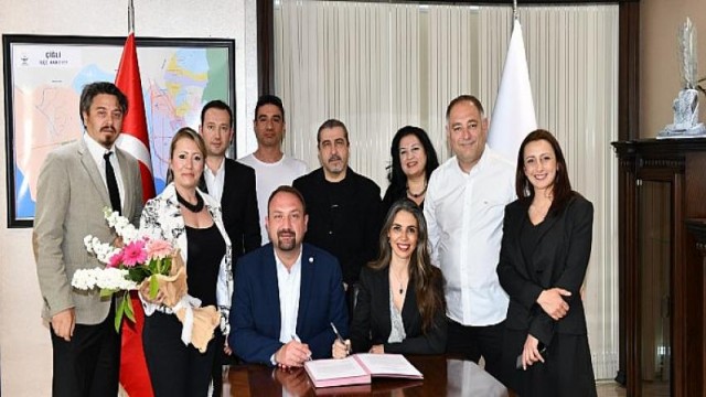 Utku Gümrükçü, İzmir Aşkına Platformu’nda