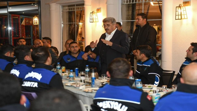 Vali Bilmez, zabıta ile iftar yaptı