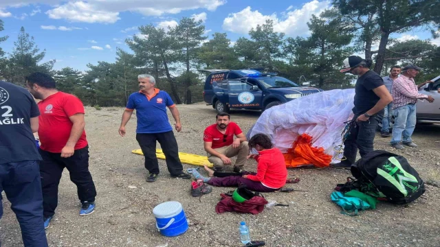 Yaralanan paraşütçünün imdadına Burdur UMKE yetişti