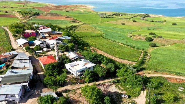 Yeşilin mavi ile buluştuğu köy: Uzungöl