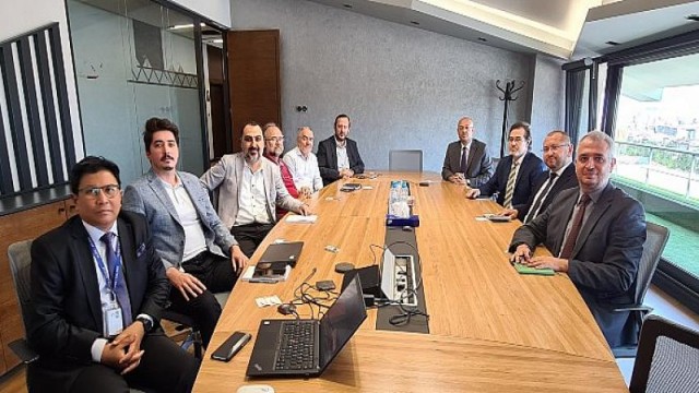 Yıldız Holding ile Helal Akreditasyon Kurumu yetkilileri bir araya geldi