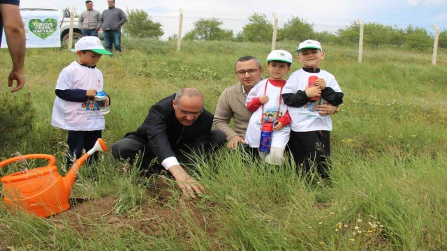 Yozgat’ta fidanlar toprakla buluştu