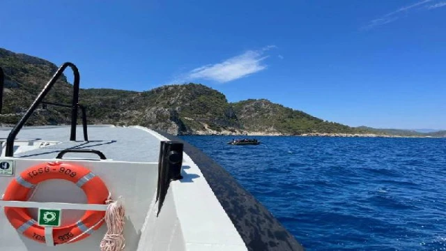 Yunan unsurlarının geri ittiği 39 göçmen kurtarıldı