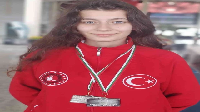 Yunusemreli Afra Avrupa ikincisi oldu