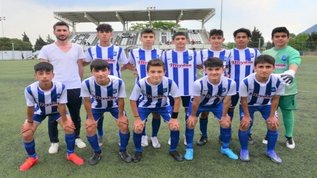 Yunusemre’nin U14’leri play off turunda