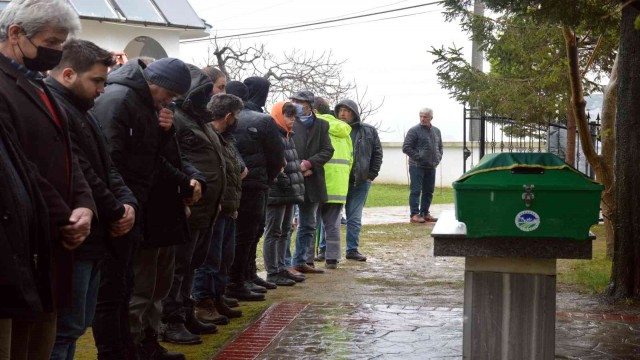 Yurtta ölü bulunmuştu Sakarya’da son yolculuğuna uğurlandı