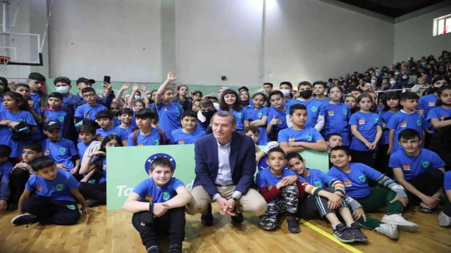 Zeytinburnu Kış Spor Okulları Kapanış Programı gerçekleştirildi