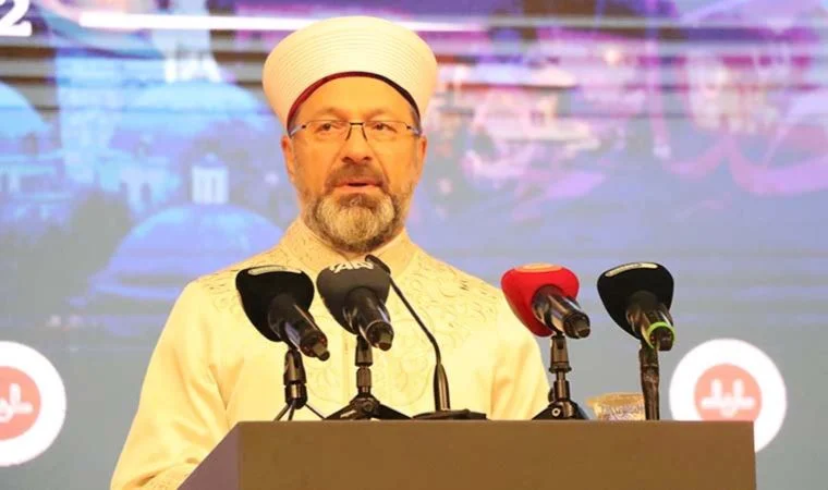 Diyanet İşleri Başkanı Erbaş: “İki sapkının Kur’an-ı Kerim’e karşı yaptığı provokatif saldırıyı şiddetle kınıyorum”