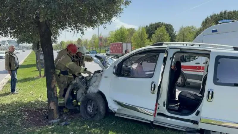 Pendik’te kazada 1’i kalp hastası bebek 4 kişi yaralandı