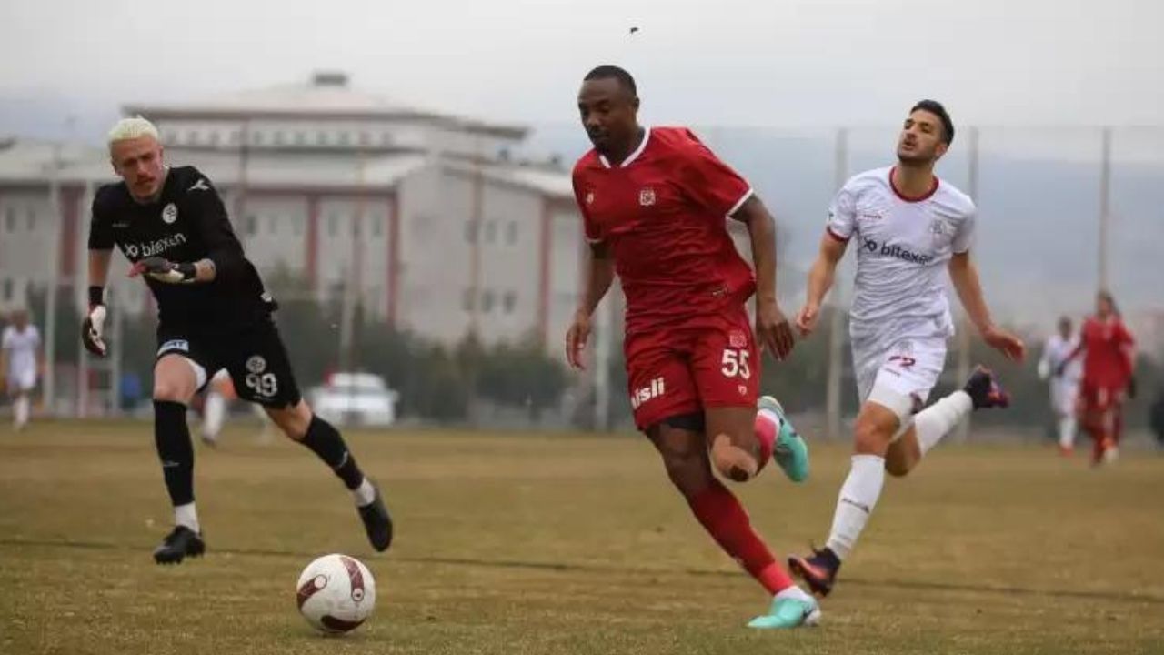 Sivasspor Rakibini Farkla Yendi!